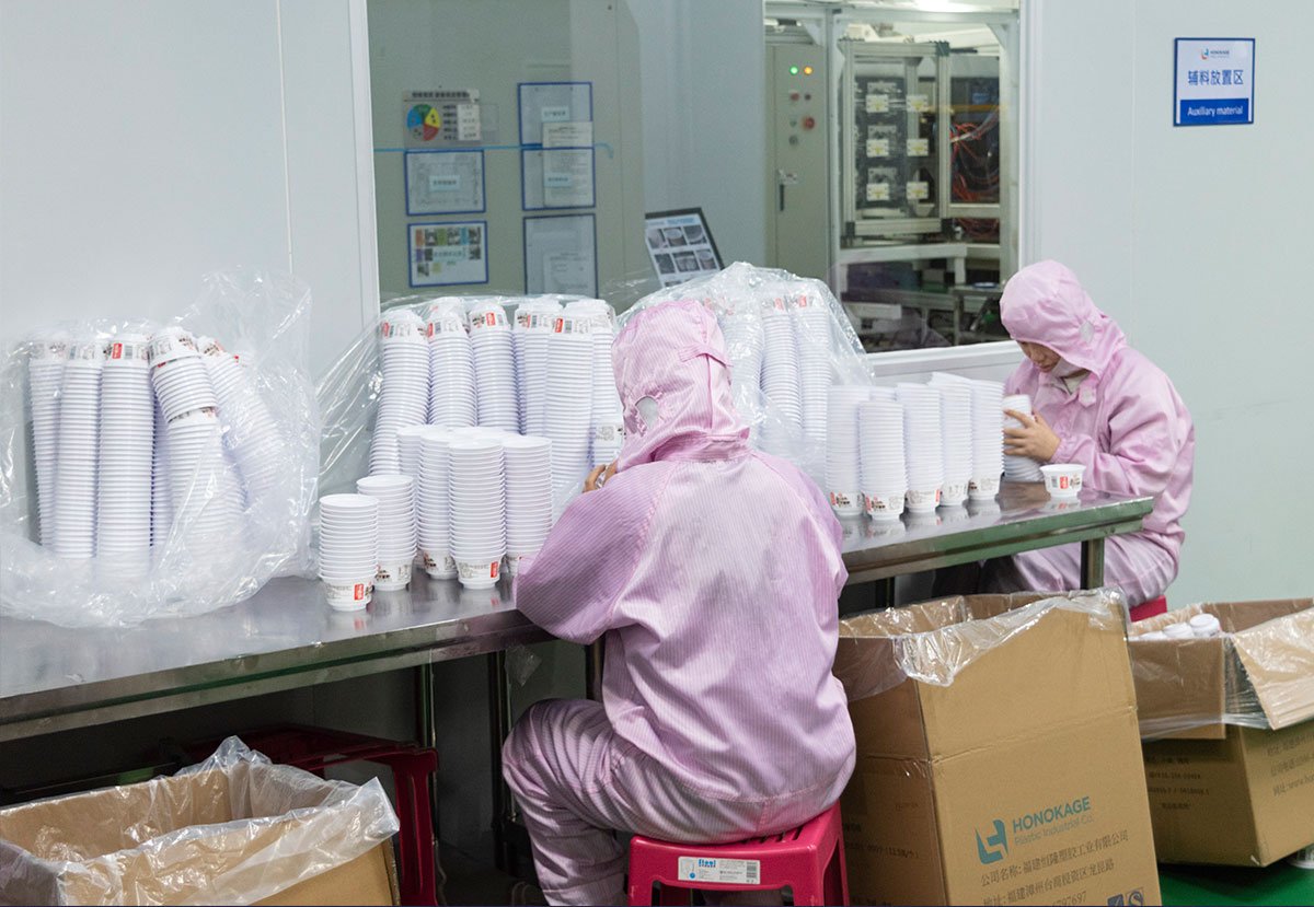 Quality Shapes the Future: Henglong's Training System in the In-Mold Labeling Injection Molding Field"