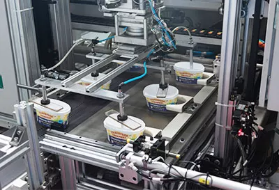 Busy Work Before the New Year’s holiday: The hard preparation of the IML packagings production lines